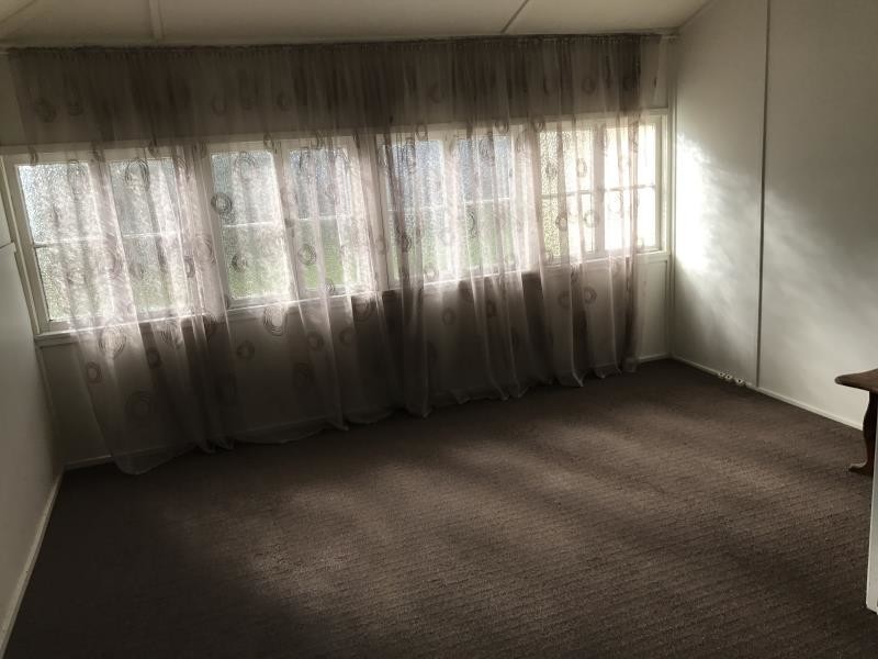 21 Thackeray Street, Park Avenue QLD 4701